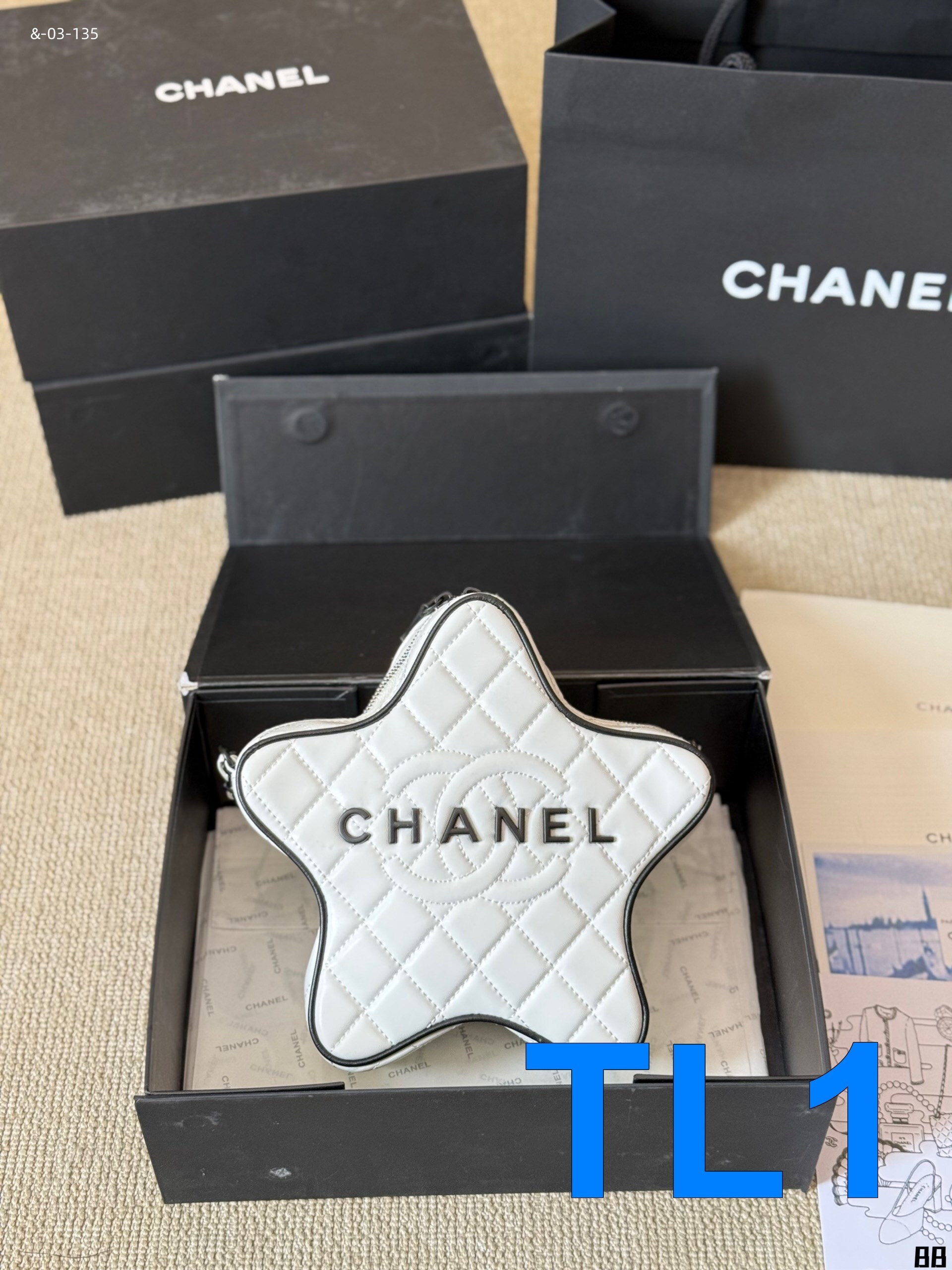 TL8131  CHANEL  69.99$ gallery