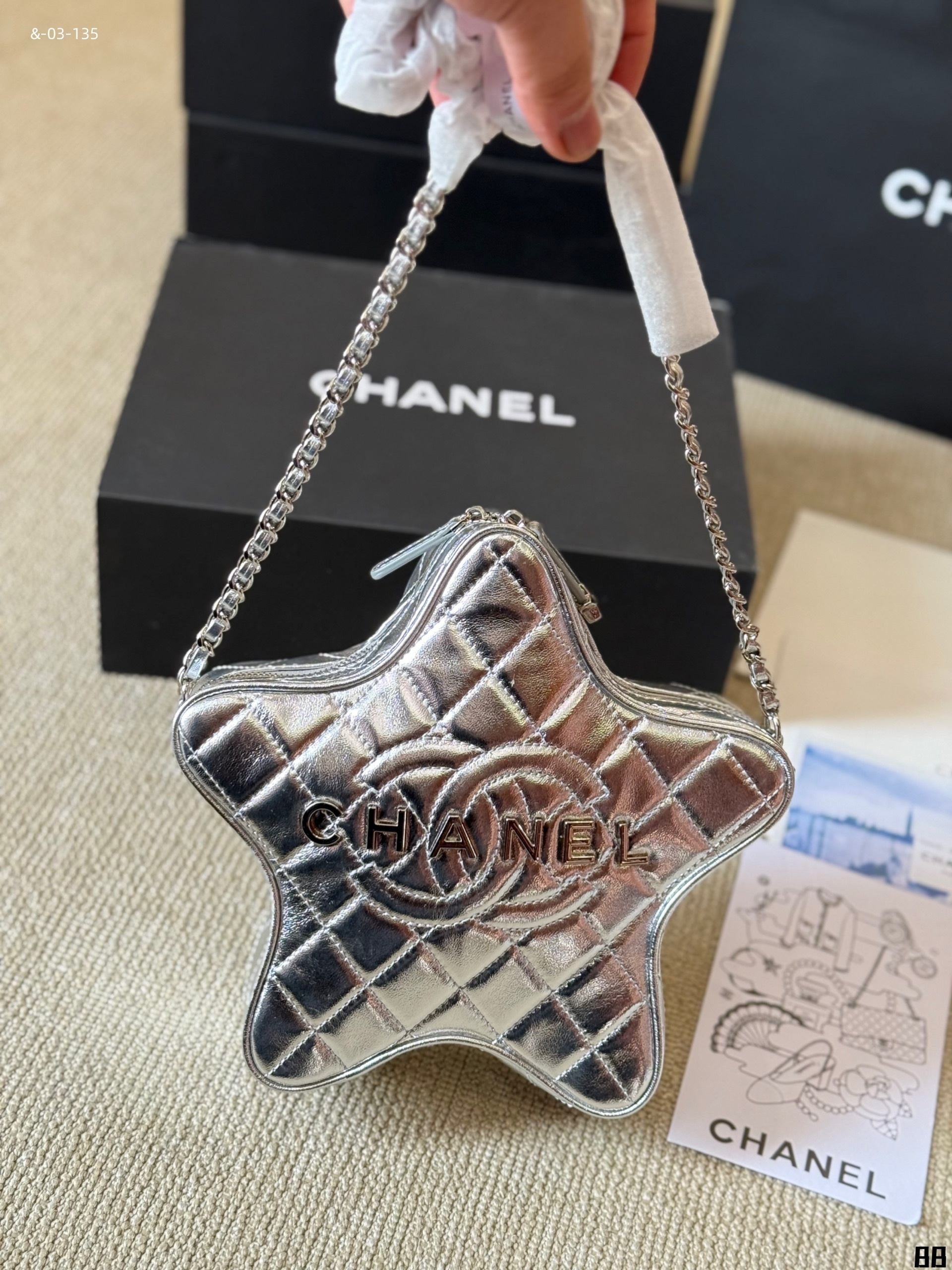 TL8131  CHANEL  69.99$ gallery