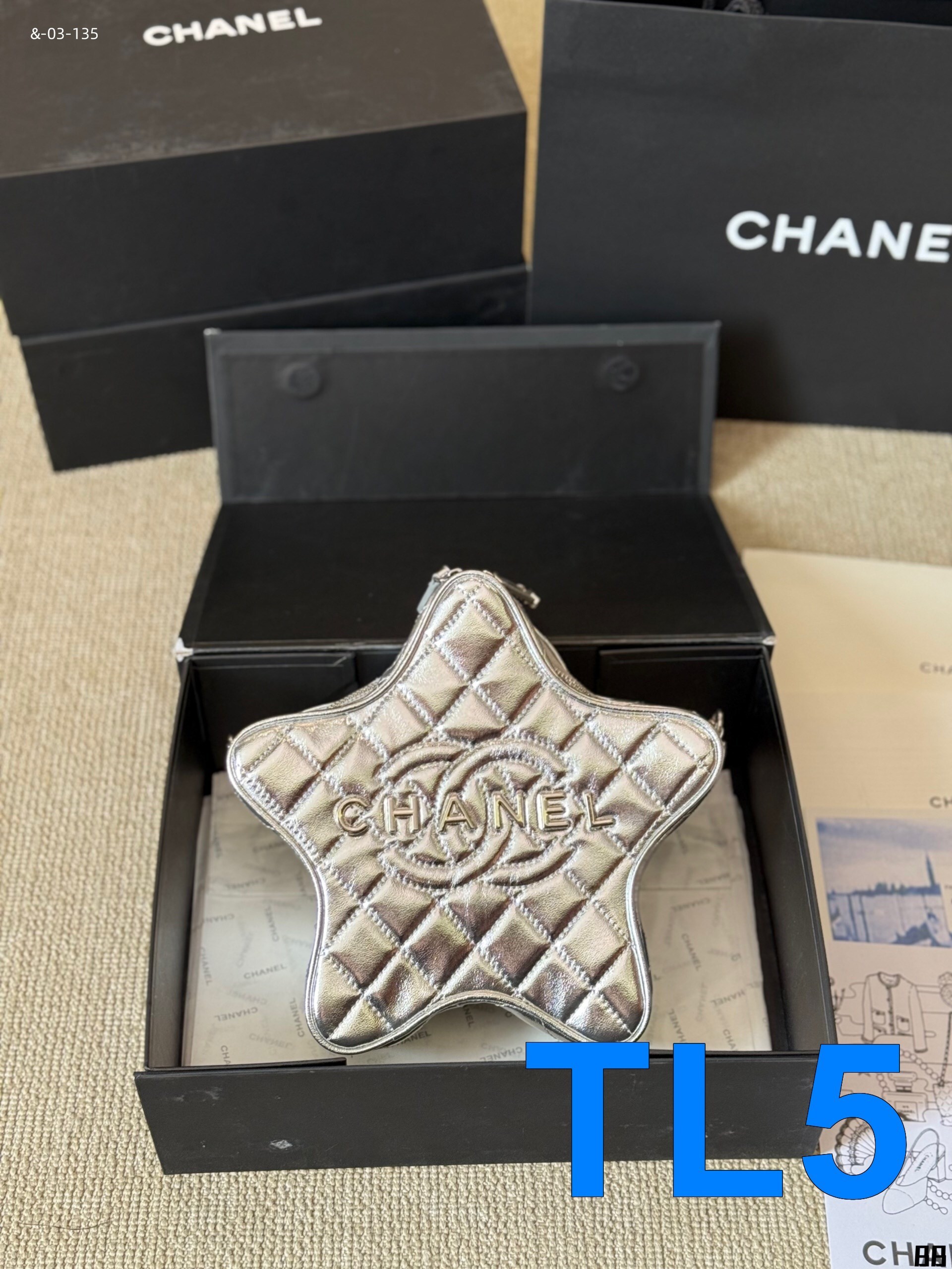 TL8131  CHANEL  69.99$ gallery