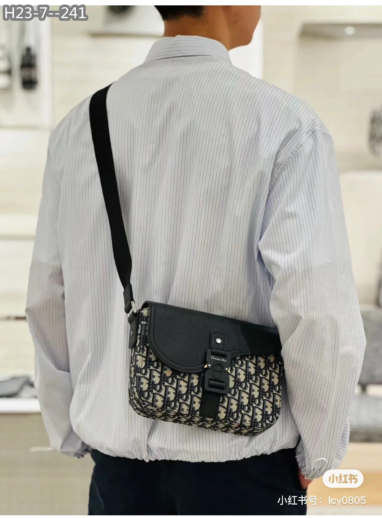 TL8154  DIOR  60$ gallery