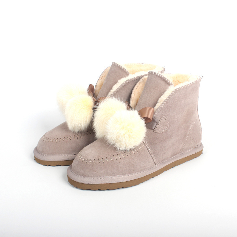 XTZ8729    UGG    49.99$   BOX gallery
