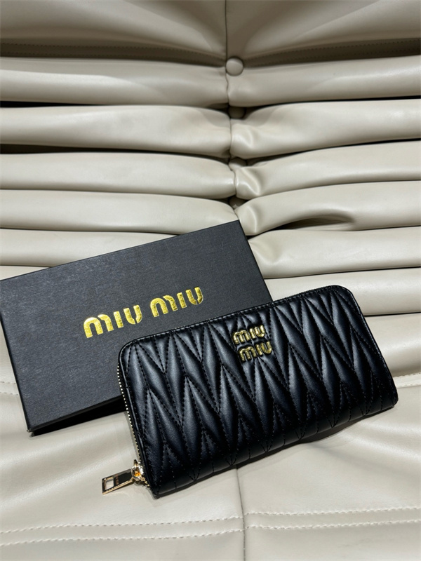 BX454-BX456  MIUMIU  wallet gallery