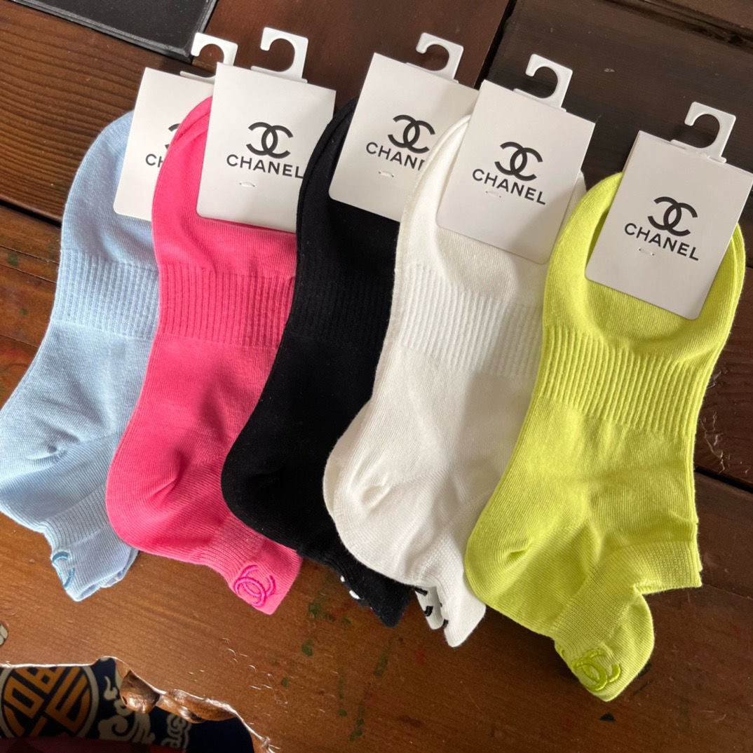 CHANEL Socks PD139-PD146 Size:35-40 gallery