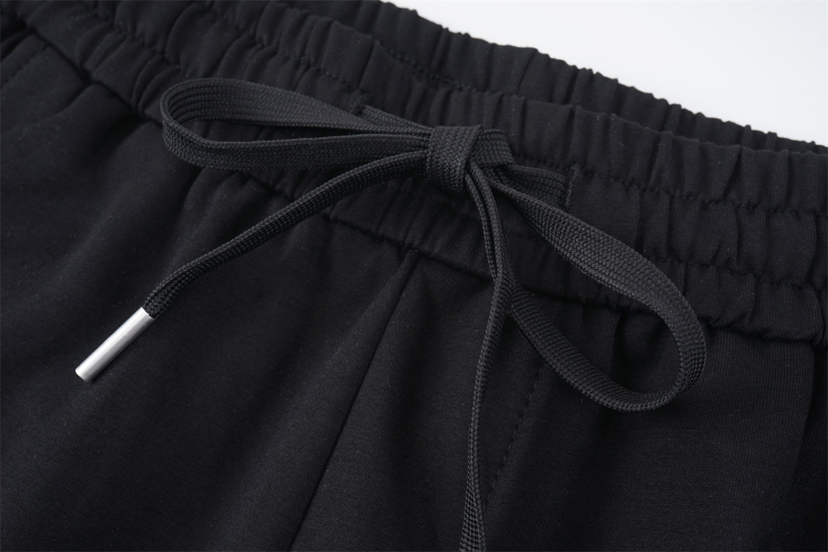 T770-T771  MONCLER   shorts gallery