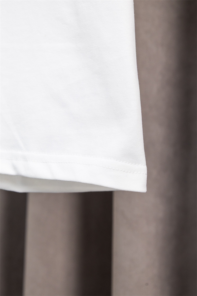 TAT33-1-TAT33-2  BURBERRY   T-shirt gallery