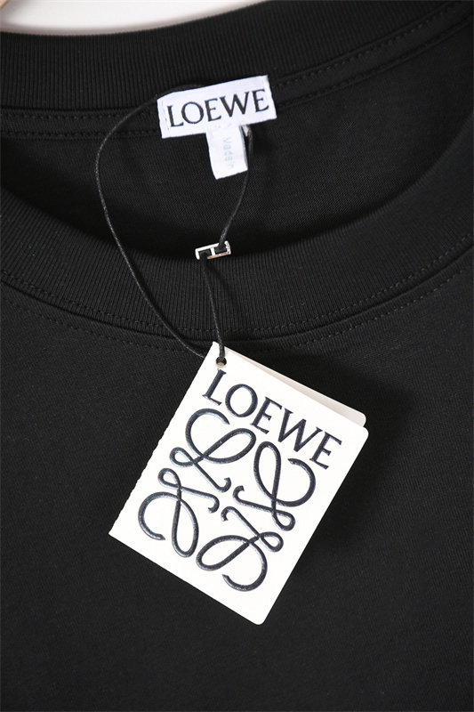 TAT46-1-TAT46-3   LOEWE  T-shirt gallery