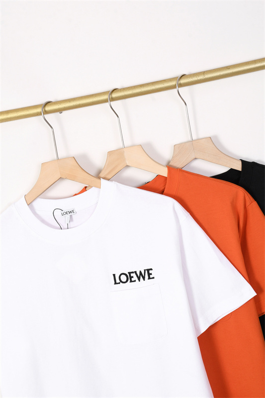 TAT46-1-TAT46-3   LOEWE  T-shirt gallery