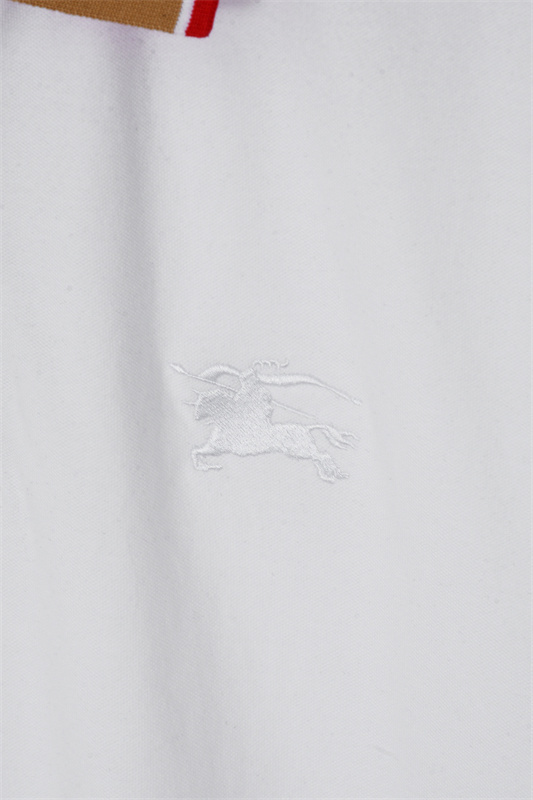 TAT47-1-TAT47-2  BURBERRY  T-shirt gallery