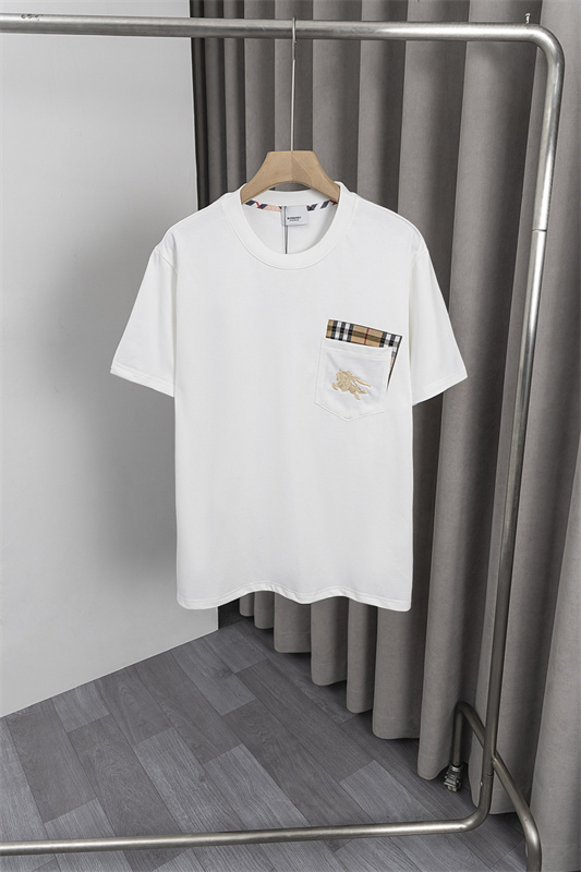 TAT50-1-TAT50-2    BURBERRY   T-shirt gallery