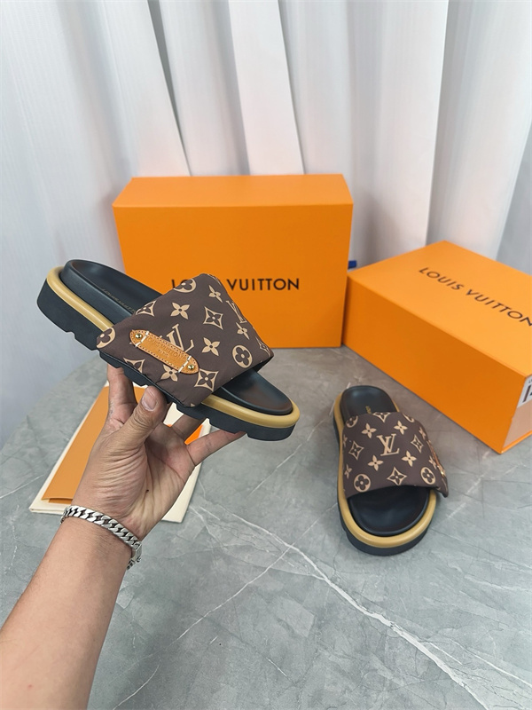 TC181-TC185  With box  slippers gallery