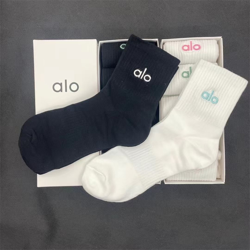 WA580-WA583  alo  socks gallery