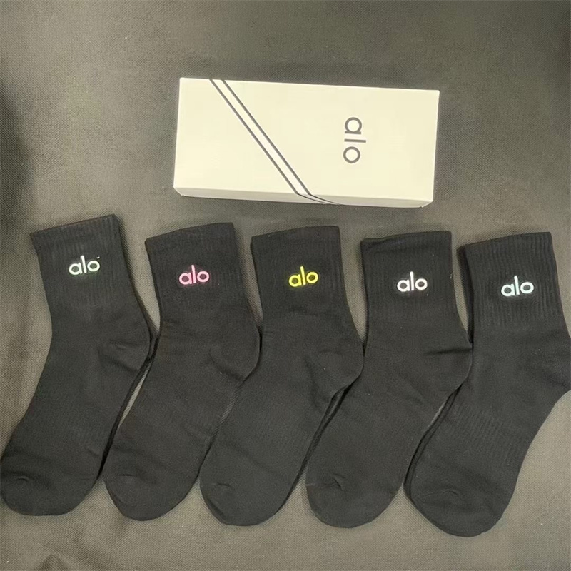 WA580-WA583  alo  socks gallery