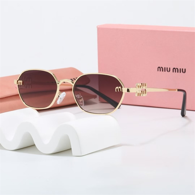 YJ4714-YJ4720   MIUMIU  153717 gallery