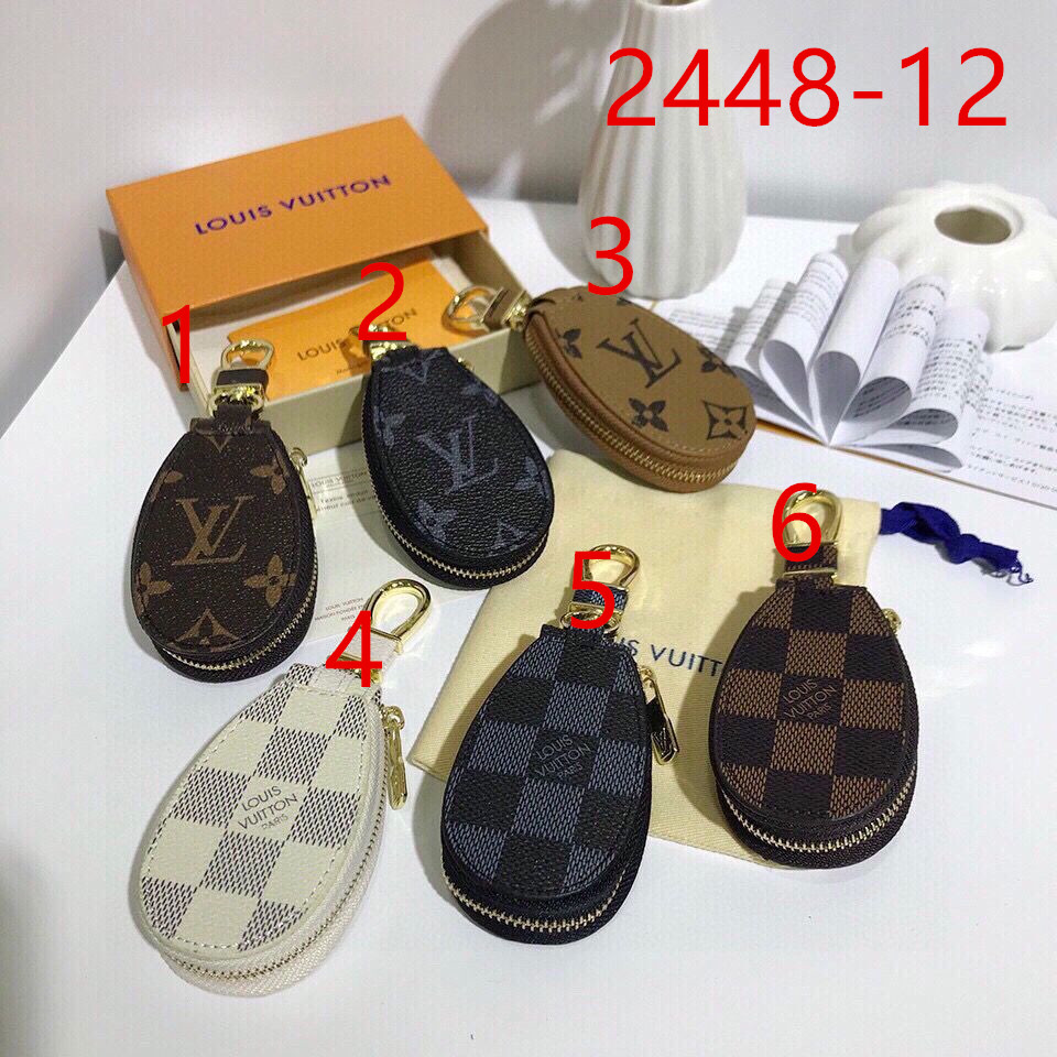 30 accessories gallery