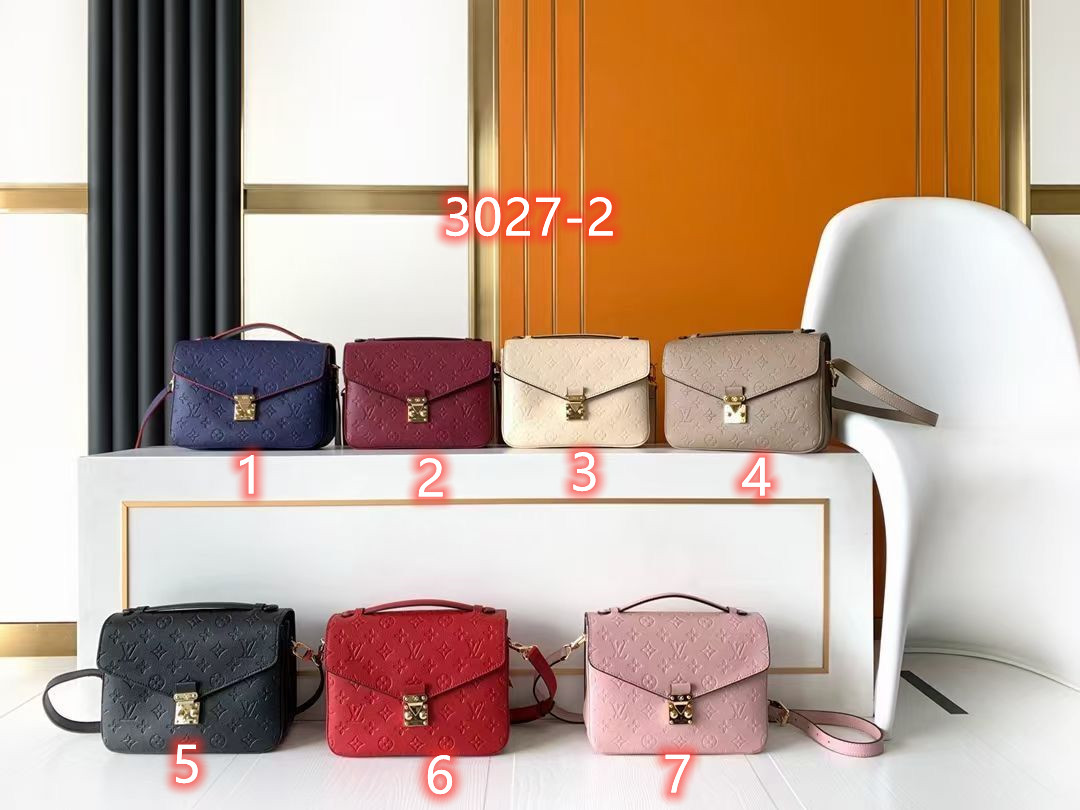 60  L  V  BAG gallery
