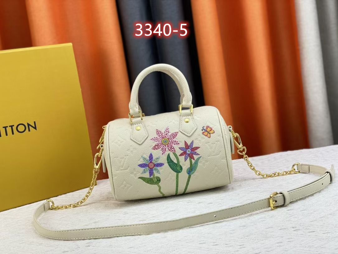60  L  V BAG gallery