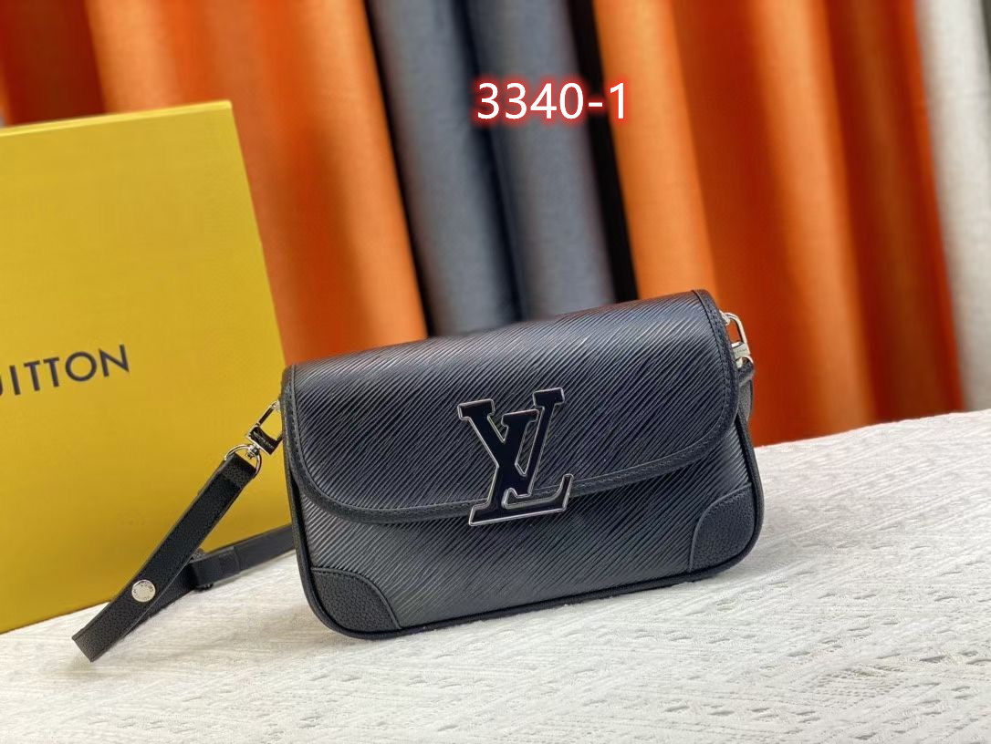 60  L  V BAG gallery