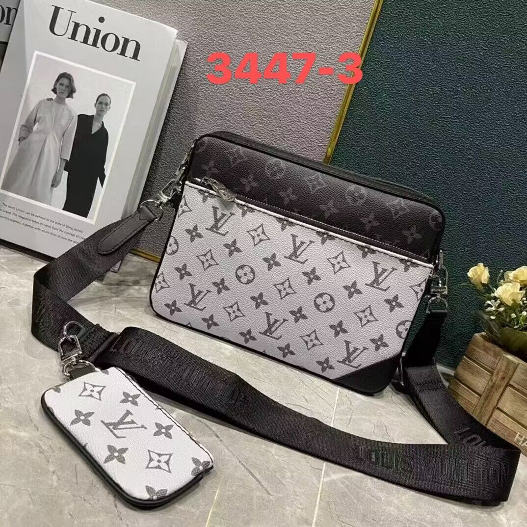 60 L  V  BAG gallery
