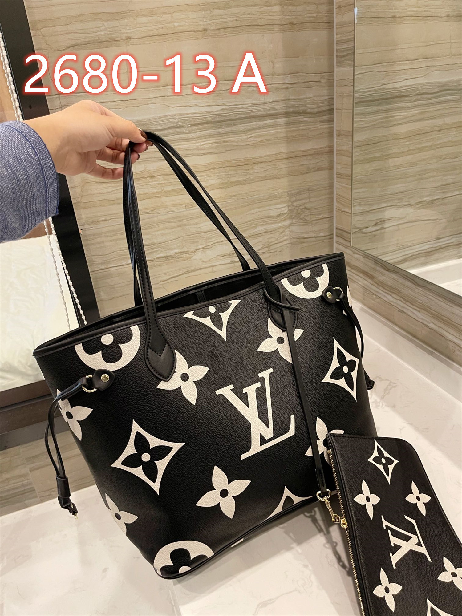 65  L  V  BAG gallery