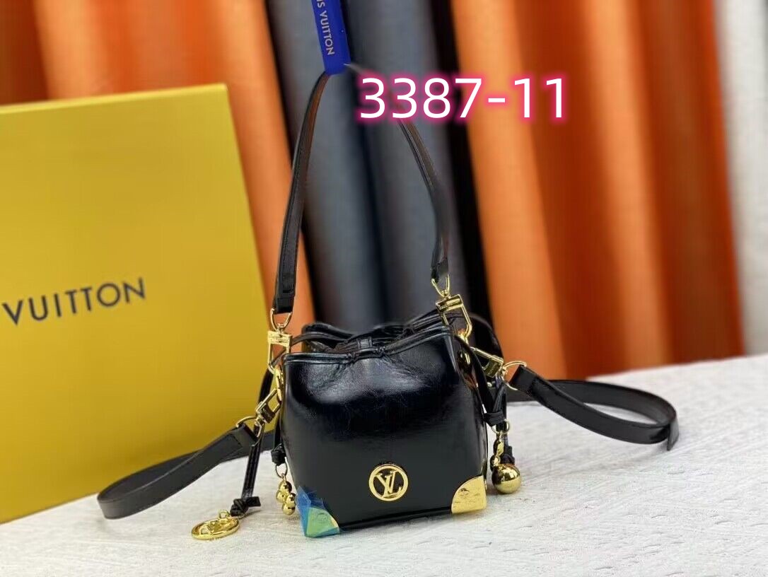 65  L  V  BAG gallery
