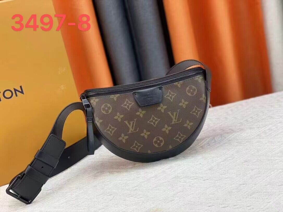 65 L  V  BAG gallery