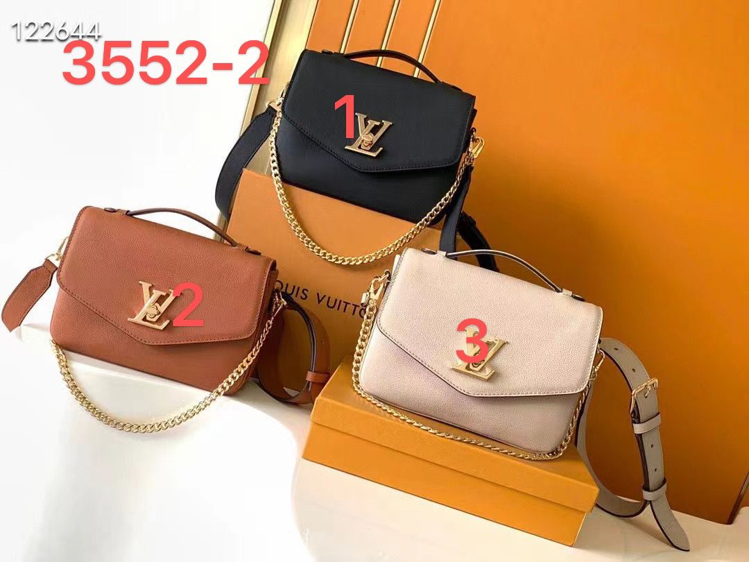 65 L  V  BAG gallery
