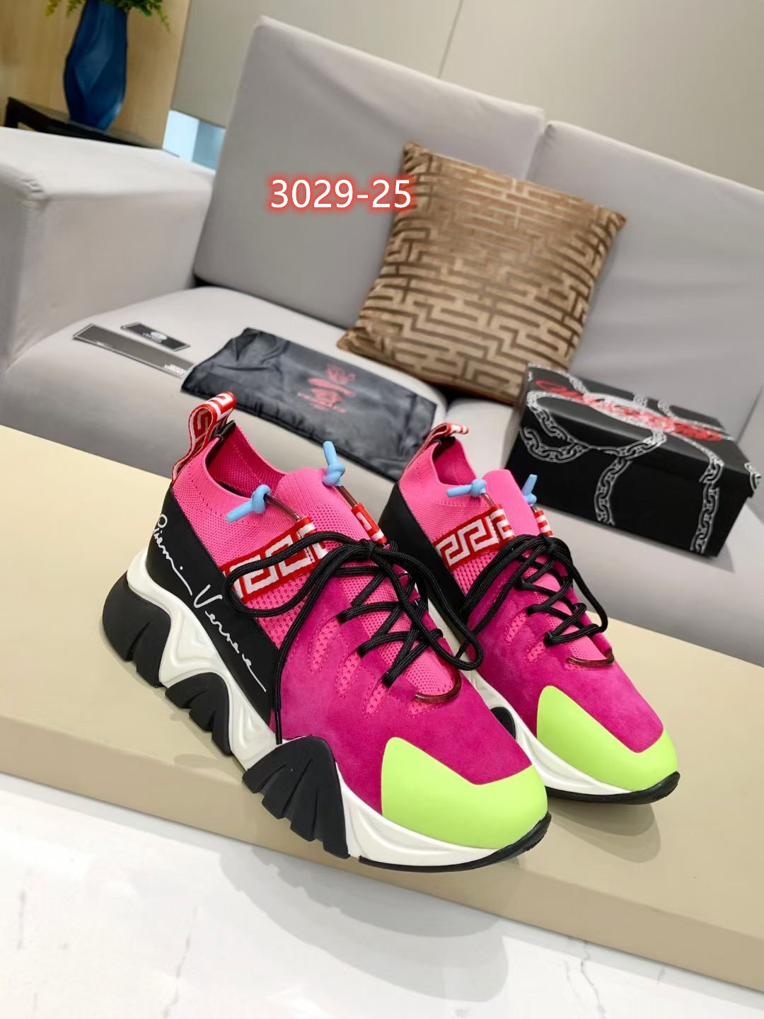 85 Ver  sace shoes 35-45 gallery