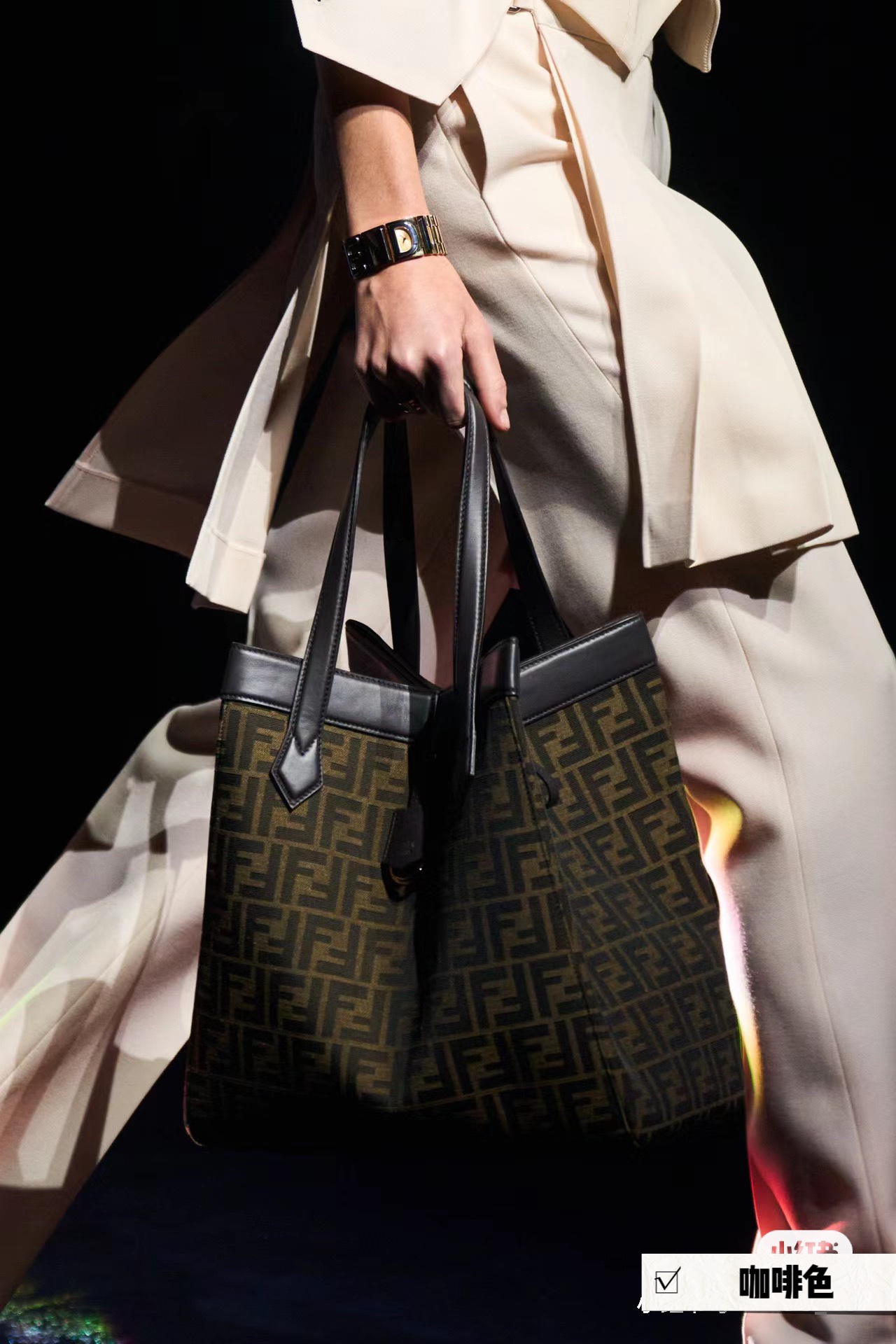 上20873-FENDI-36.99$ gallery