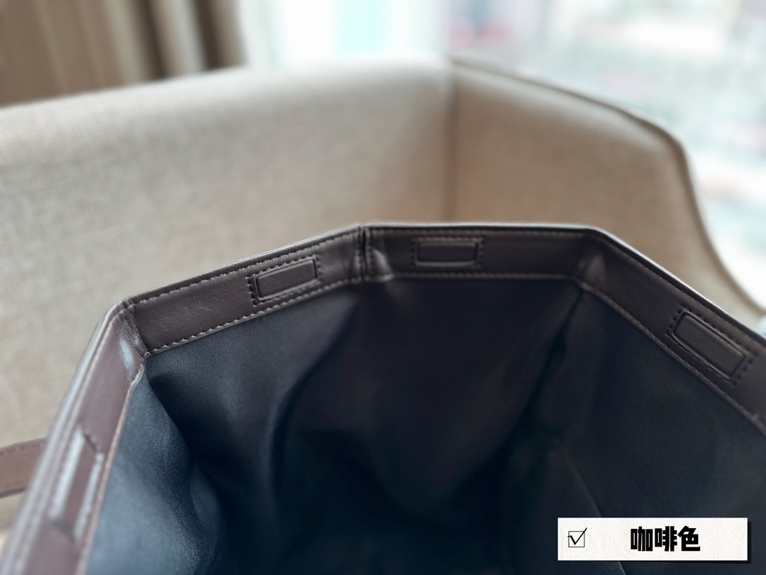 上20873-FENDI-36.99$ gallery