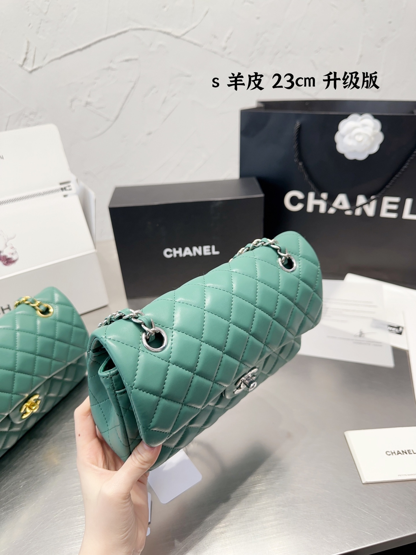 00107-CHANEL-36.99$ gallery