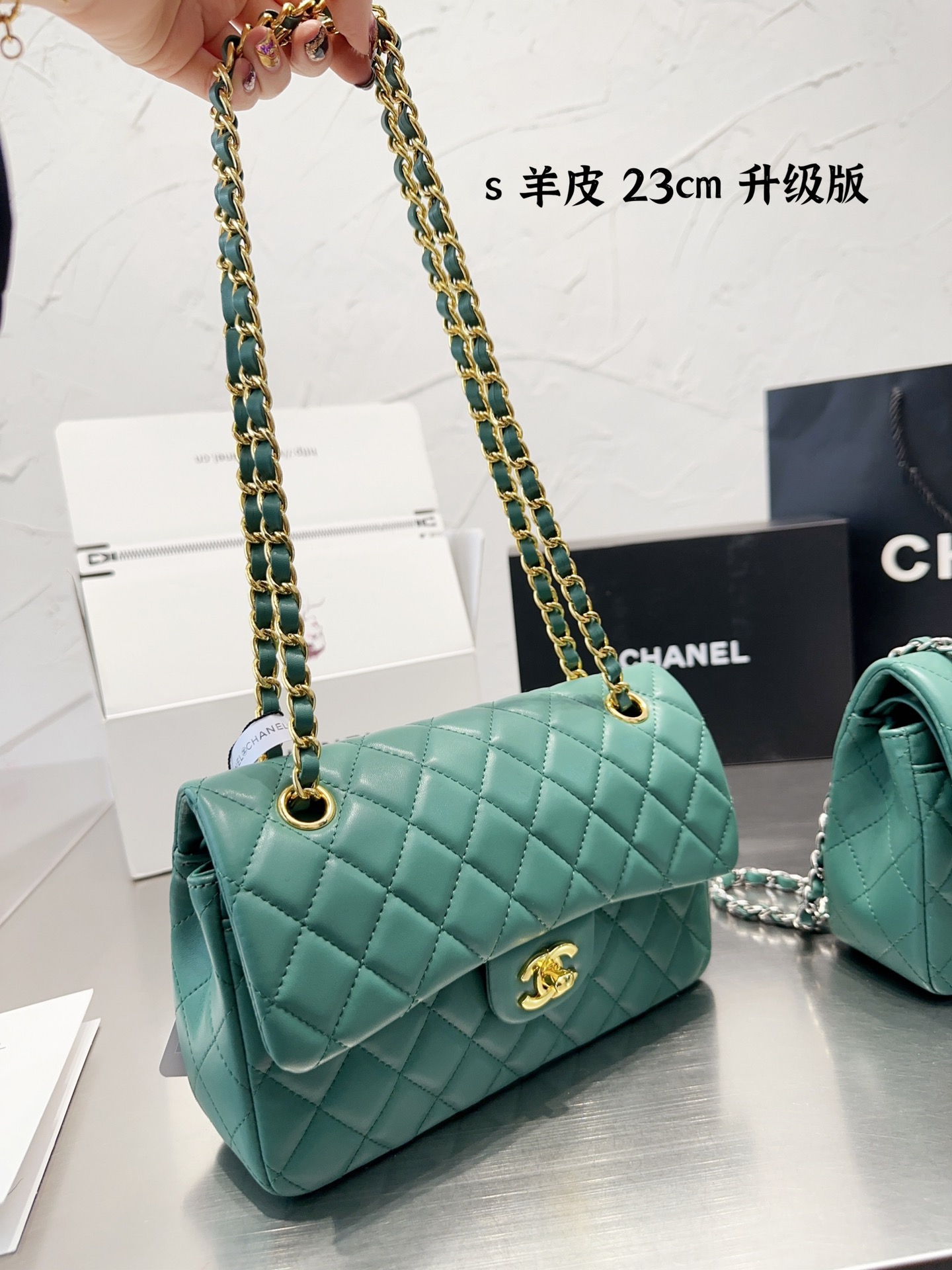 00107-CHANEL-36.99$ gallery