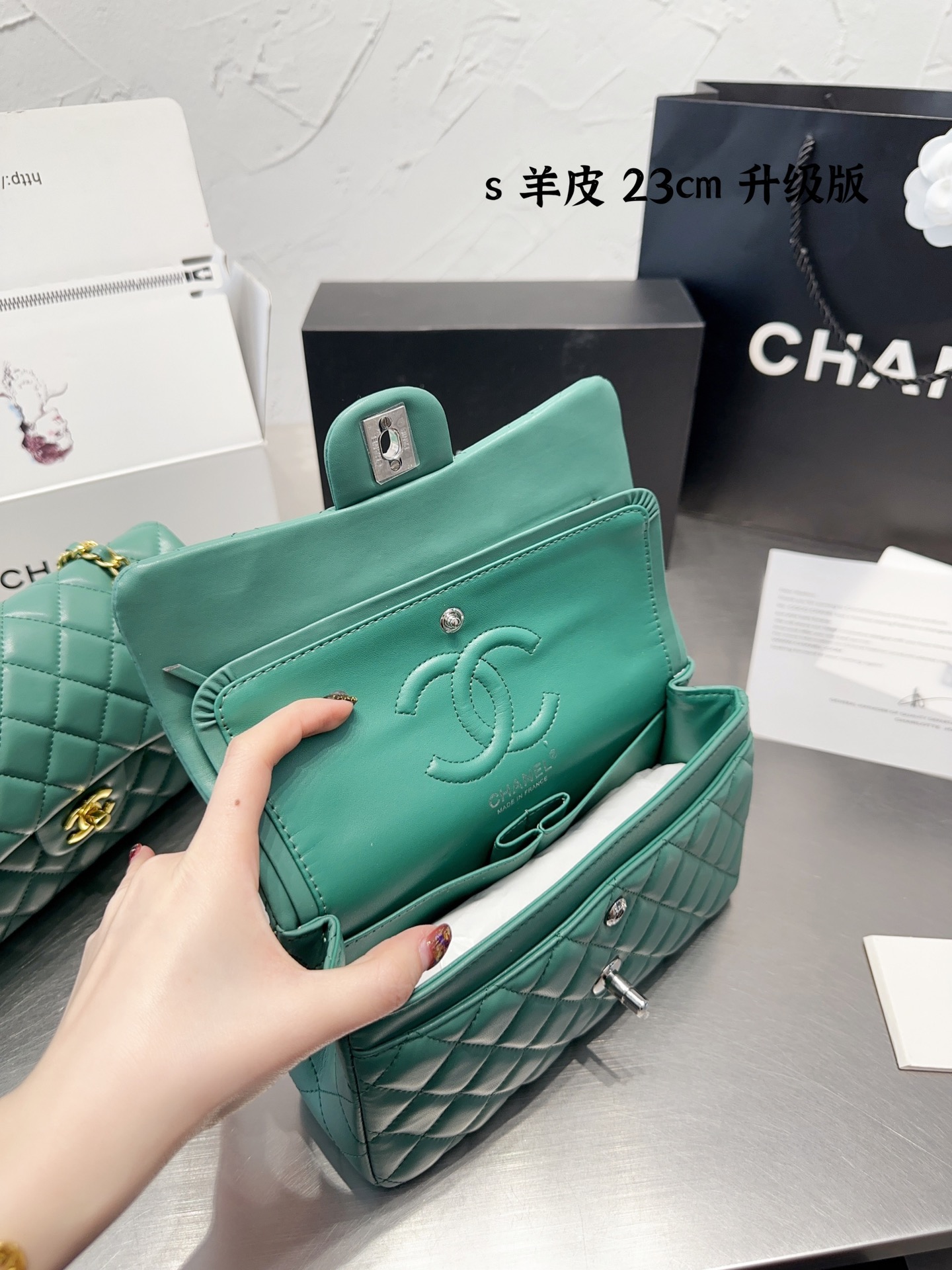 00107-CHANEL-36.99$ gallery