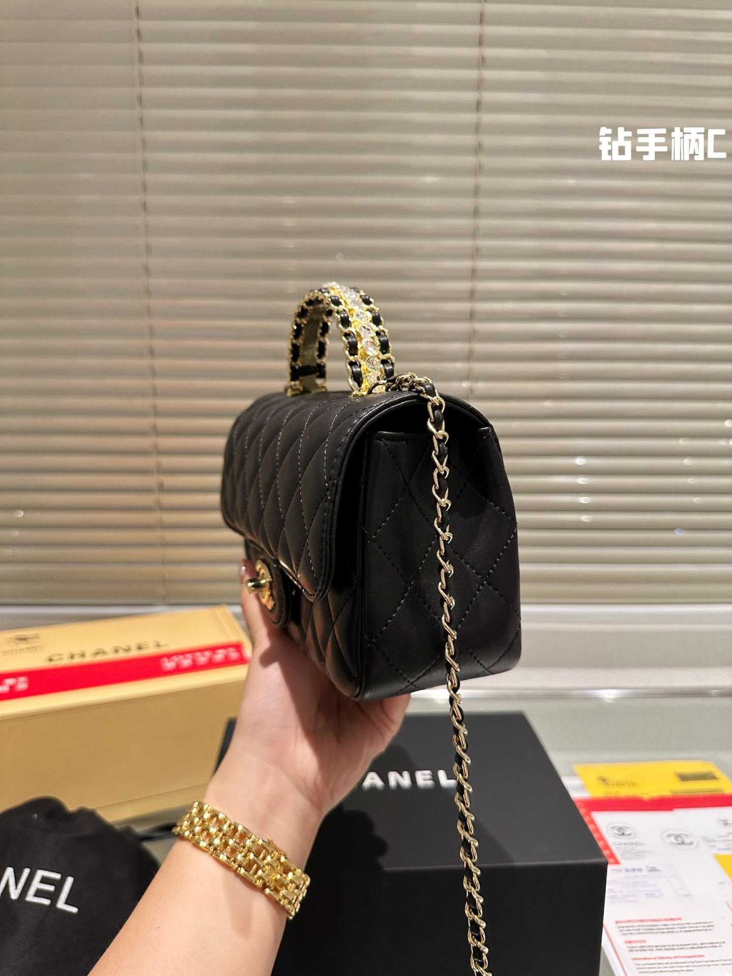 20120-chanel- 36.99$ gallery