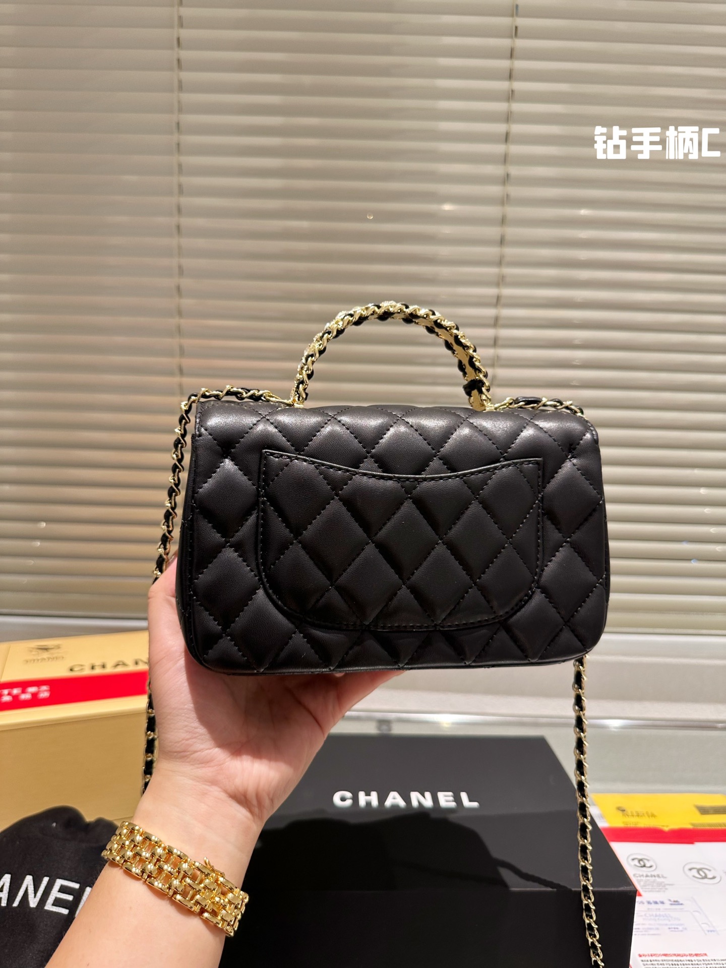 20120-chanel- 36.99$ gallery