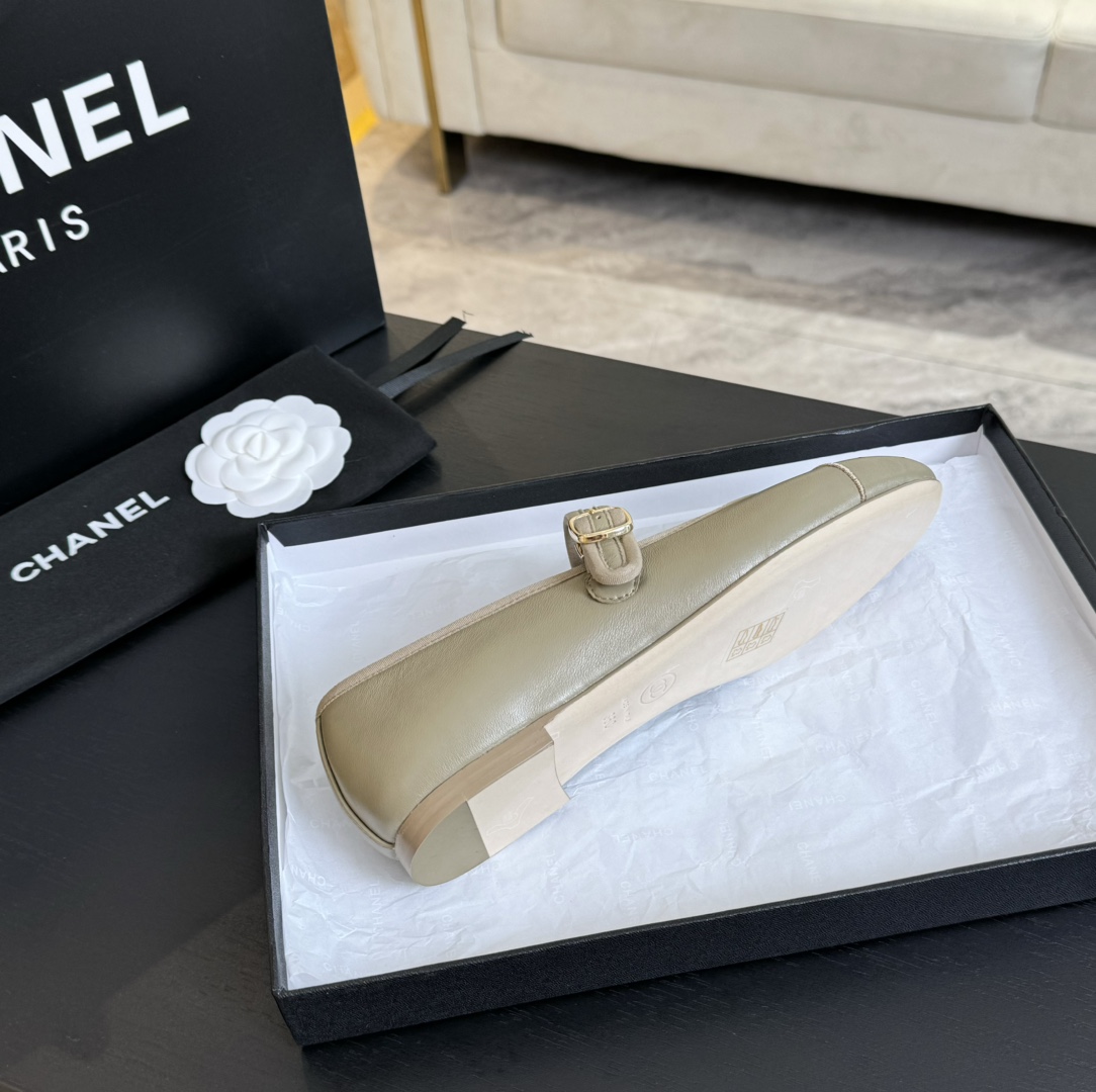 23125-Chanel-36.99$ gallery