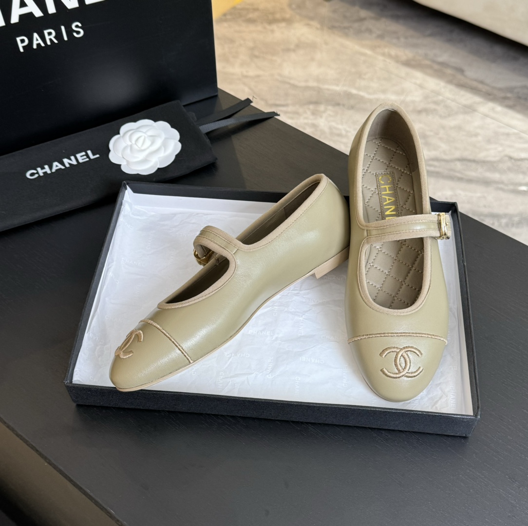 23125-Chanel-36.99$ gallery