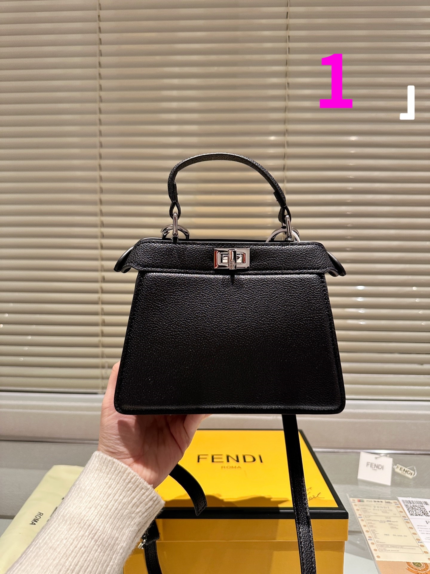 23174-FENDI-36.99$ gallery