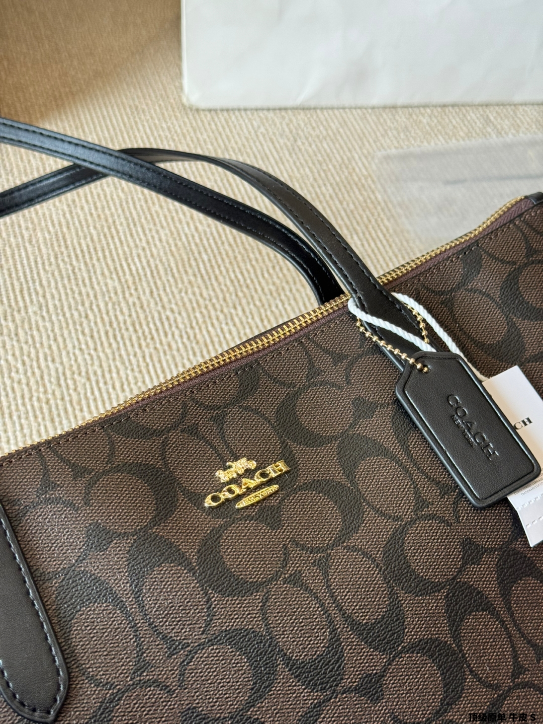 26044-COACH-36.99$ gallery