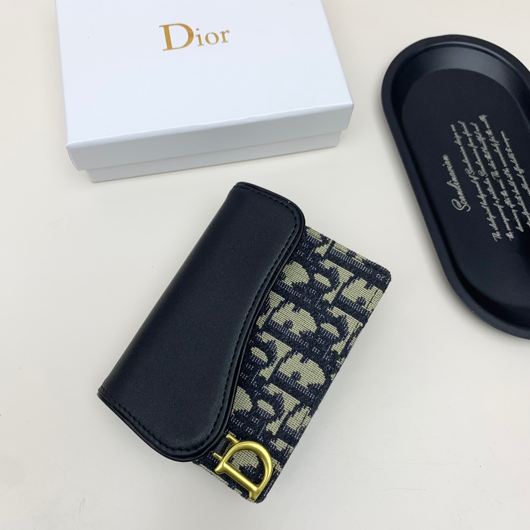 26046-DIOR-29.99$ gallery