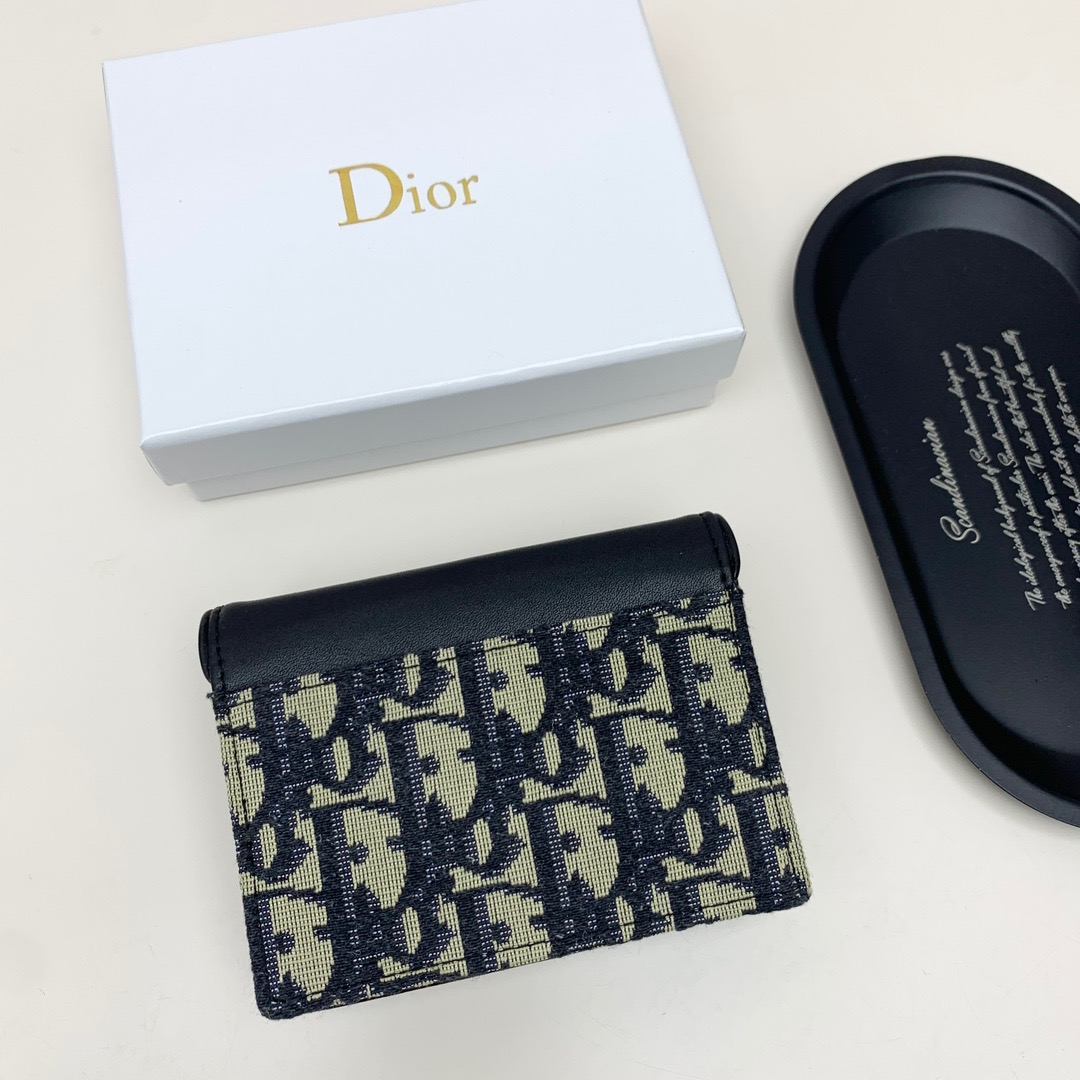 26046-DIOR-29.99$ gallery
