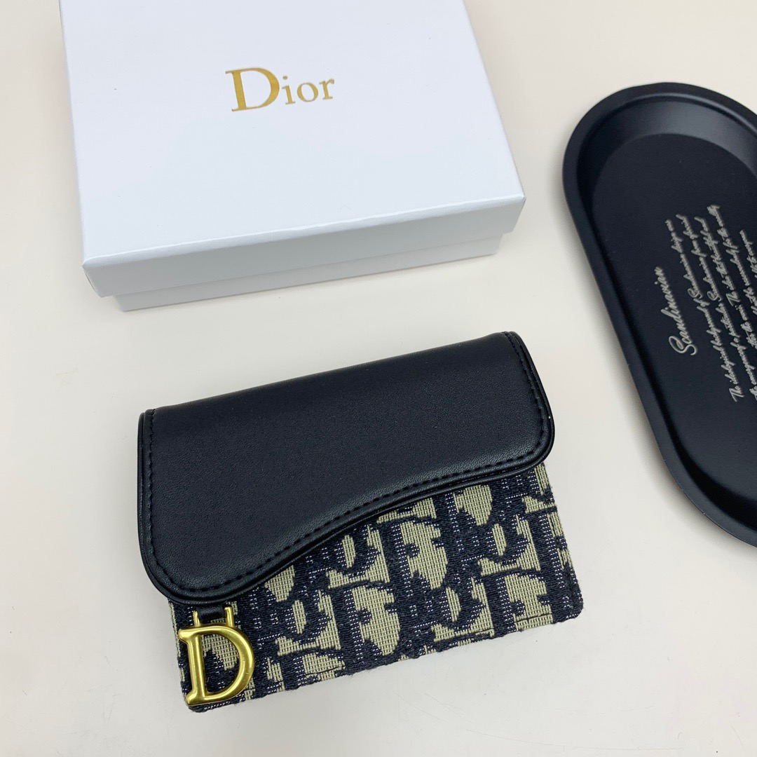26046-DIOR-29.99$ gallery