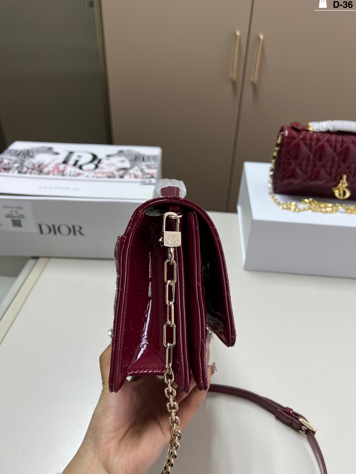 26048-DIOR-36.99$ gallery