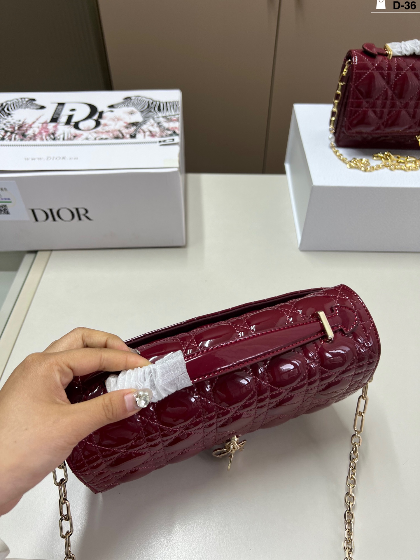 26048-DIOR-36.99$ gallery