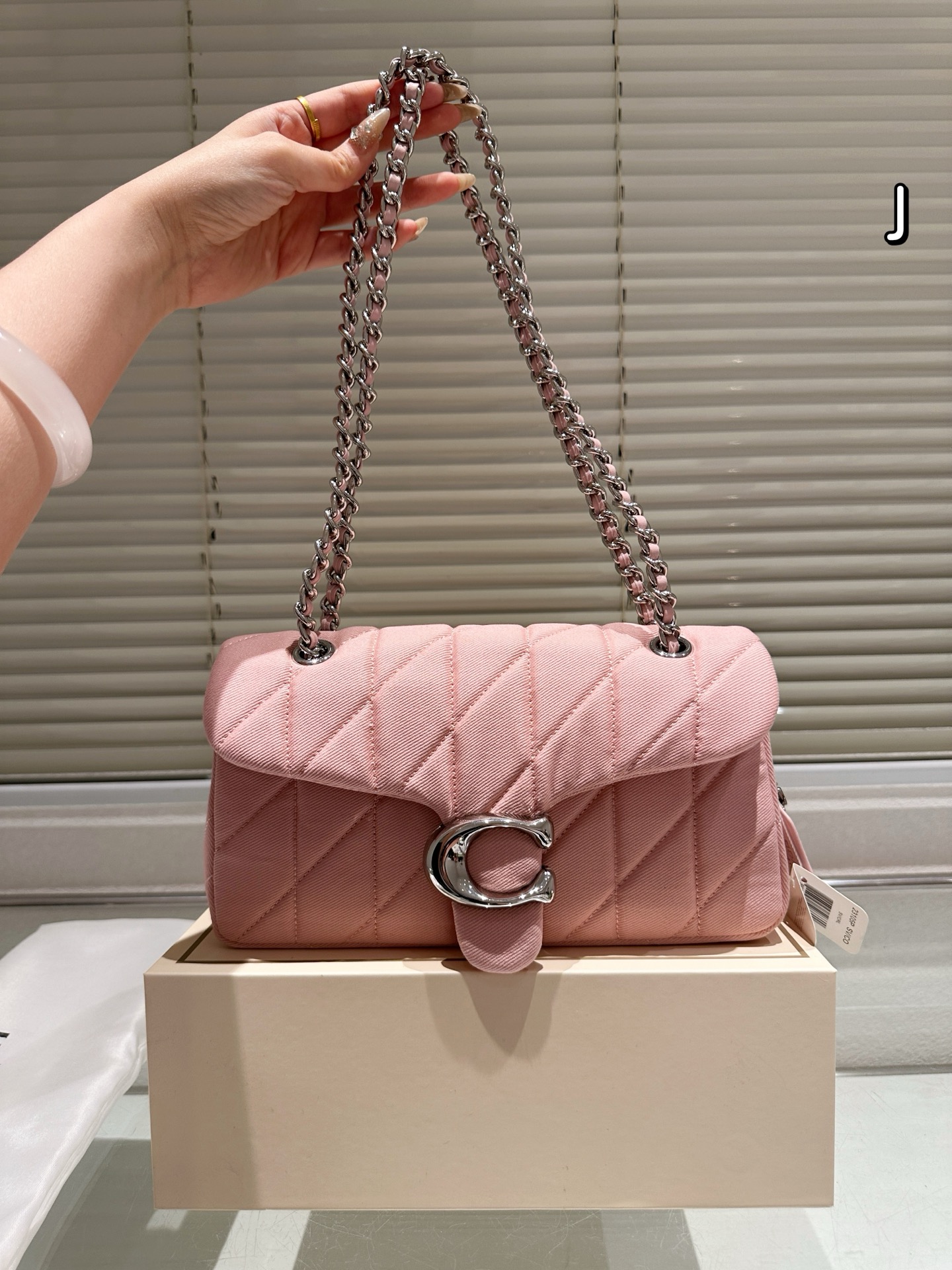 26064-COACH-36.99$ gallery