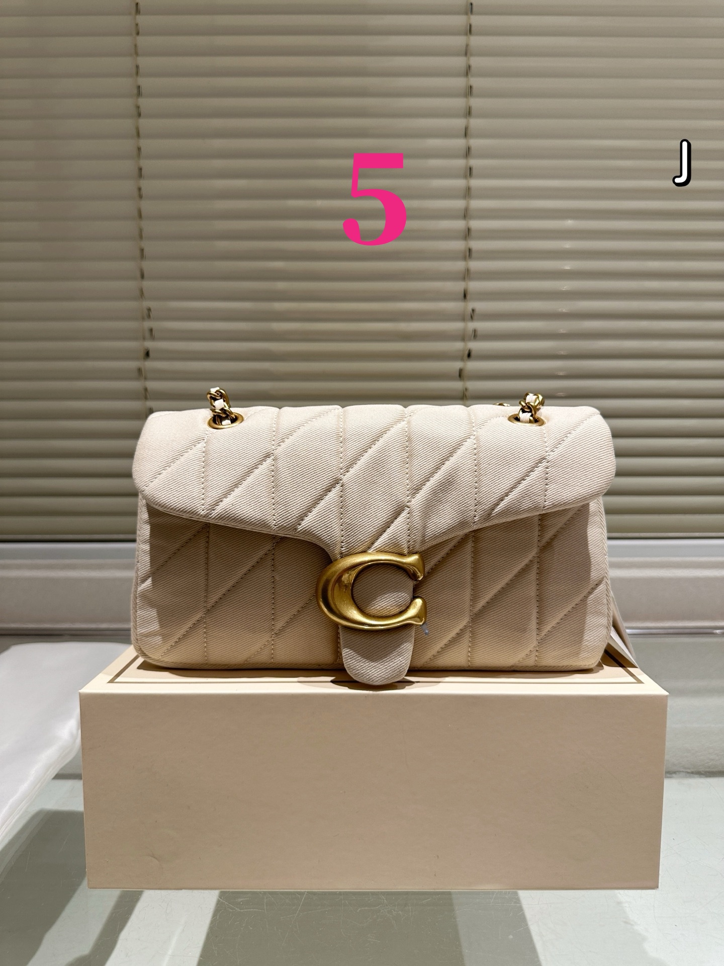 26064-COACH-36.99$ gallery