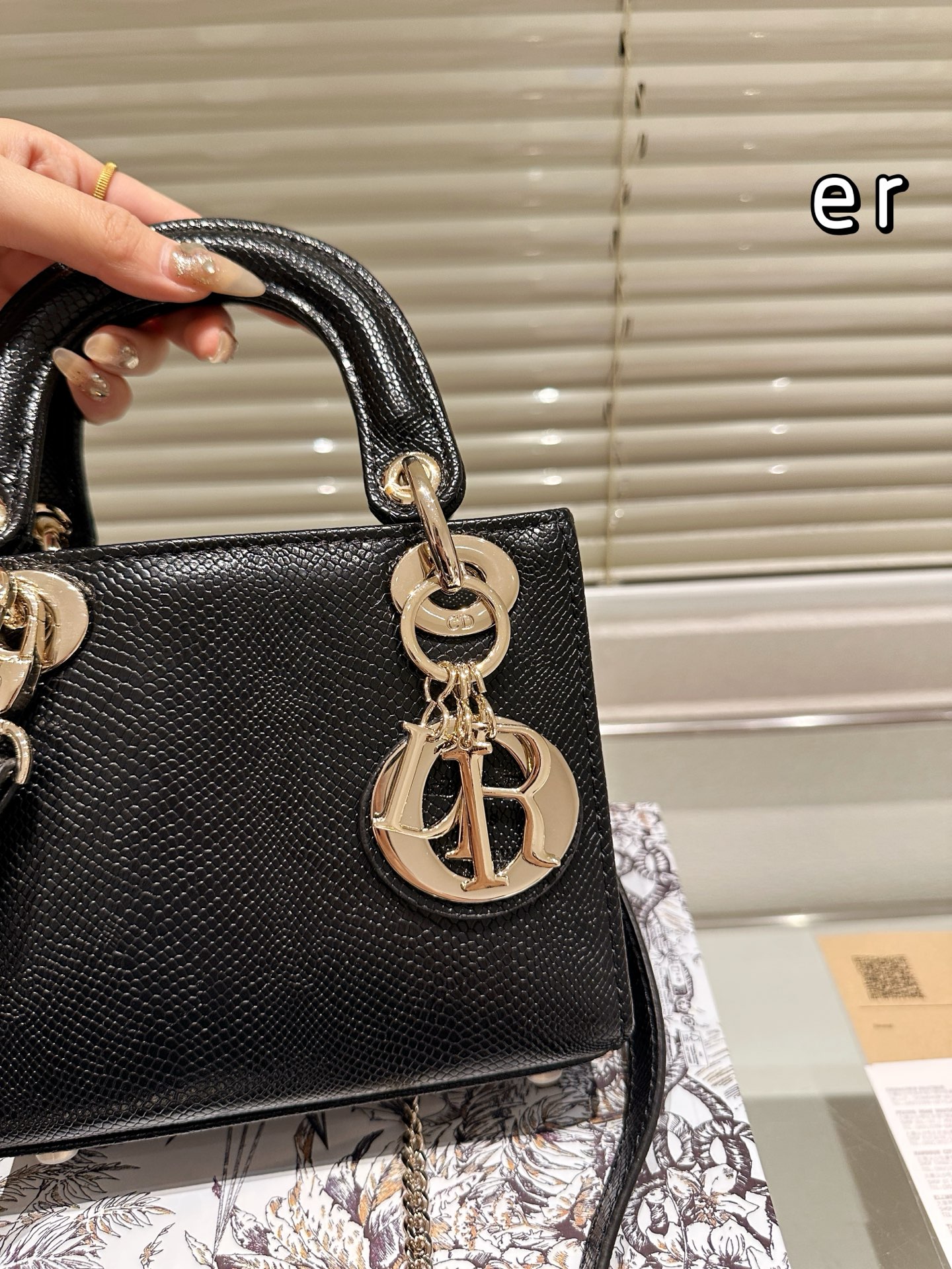 26065-DIOR-36.99$ gallery