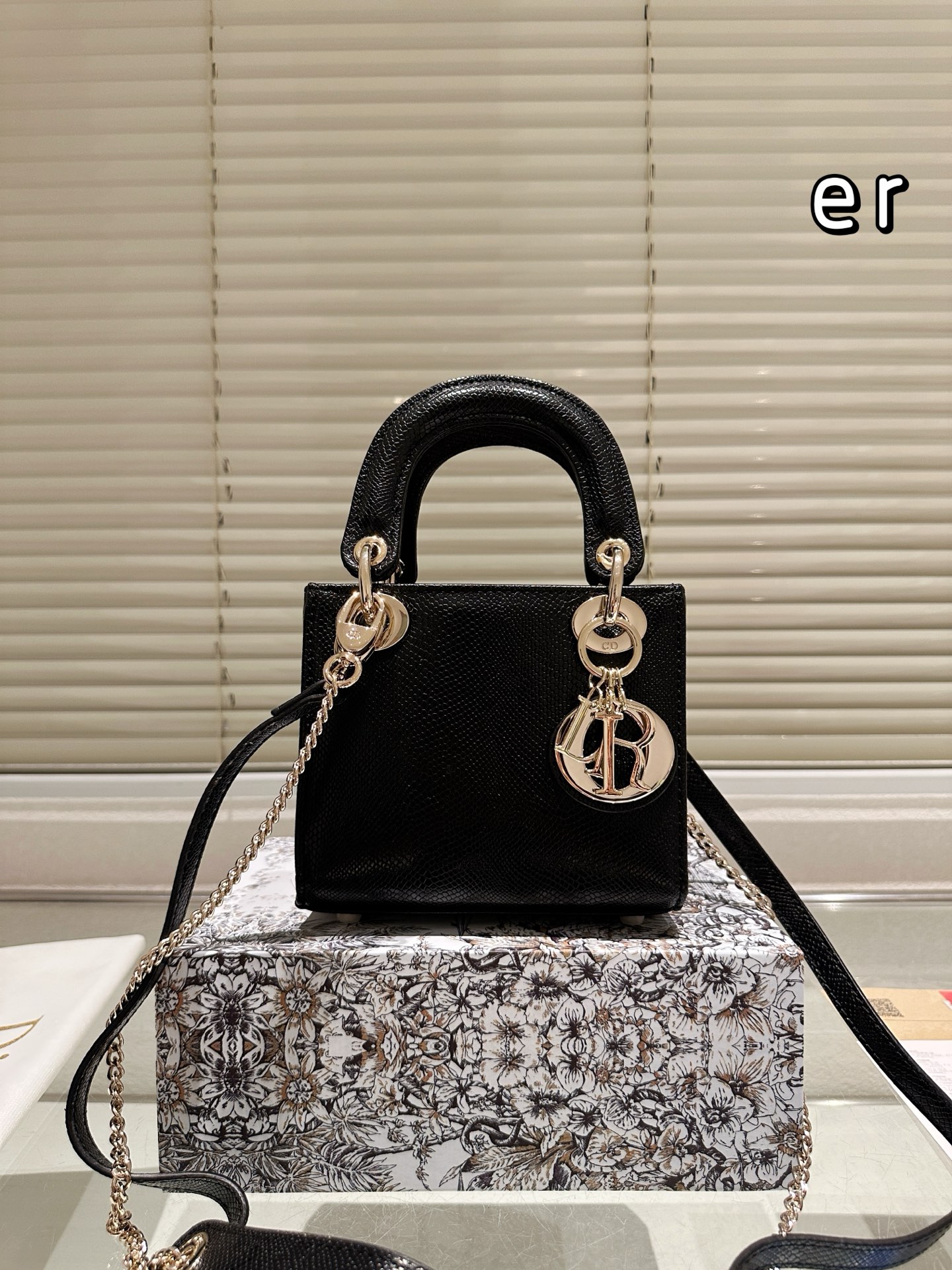 26065-DIOR-36.99$ gallery