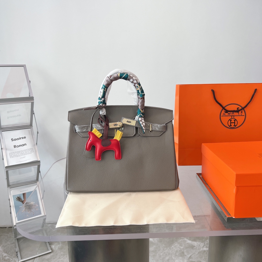 3555-Hermes-36.99$ gallery