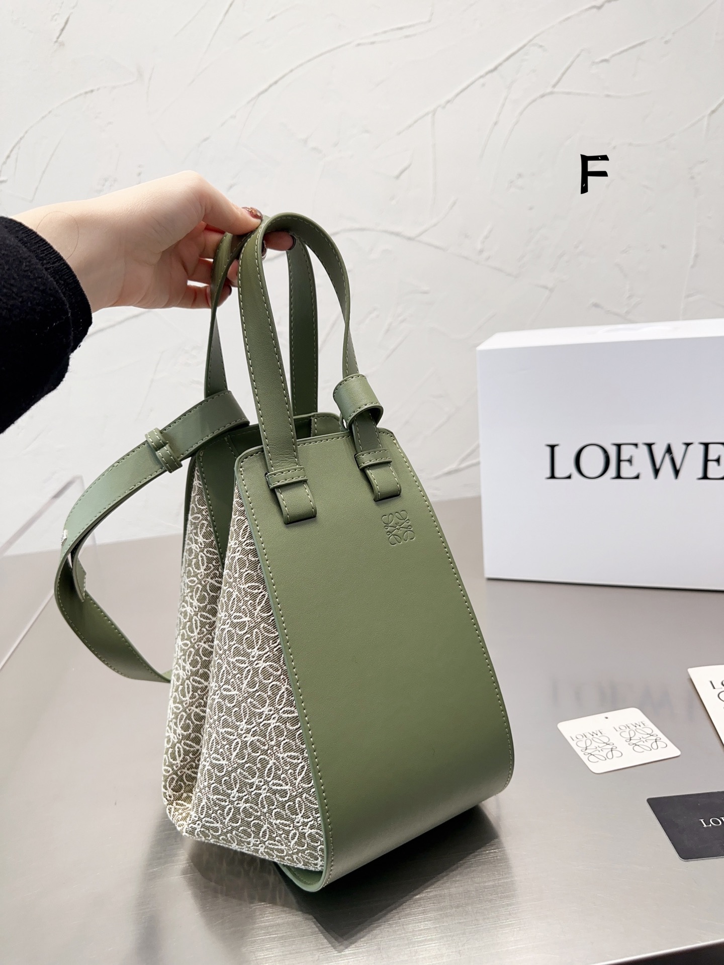 4474-Loewe·-36.99$ gallery