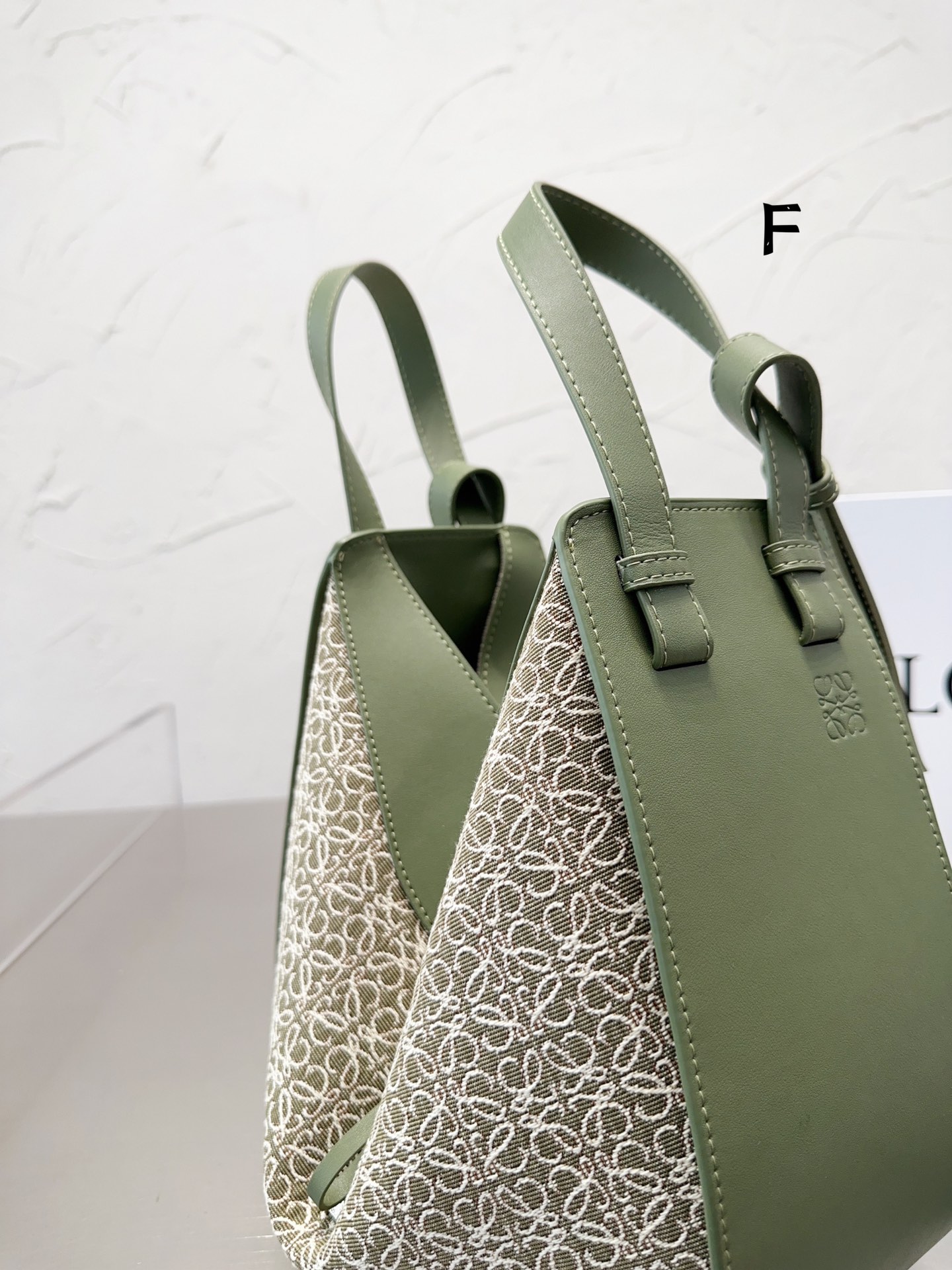 4474-Loewe·-36.99$ gallery